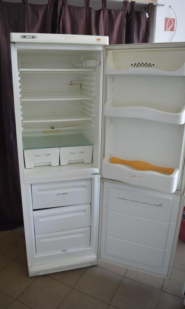 zanussi alulfagyasztós hűtőszekrény árukereső
