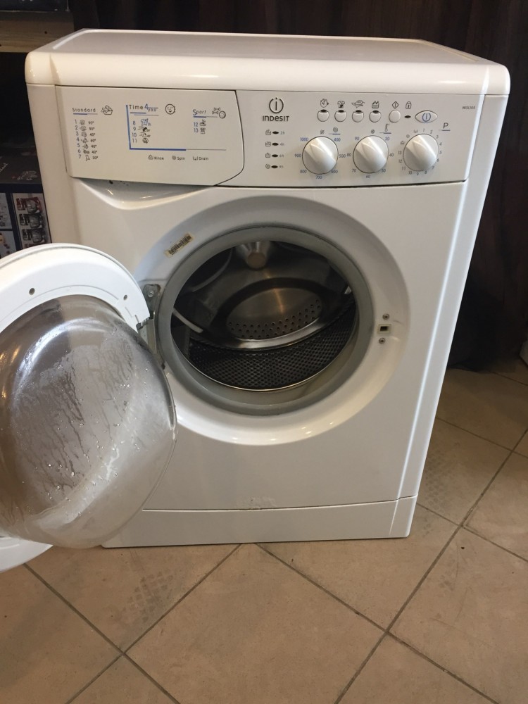 Стиральная машина indesit wisl105