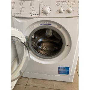 Használt Indesit IWSC51051 elöltöltős mosógép [H7568] 