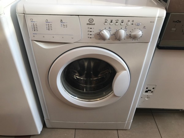 Стиральная машина indesit wisl105