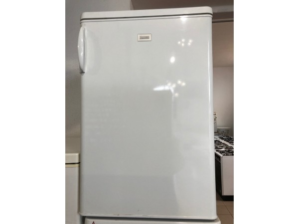 Használt Zanussi ZRG316IW normál hűtőszekrény [H6814] 